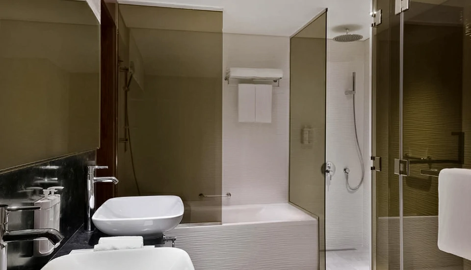 هتل فرست کالکشن واتر فرانت دبی